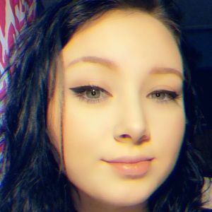 Meet your Posher, Lacy